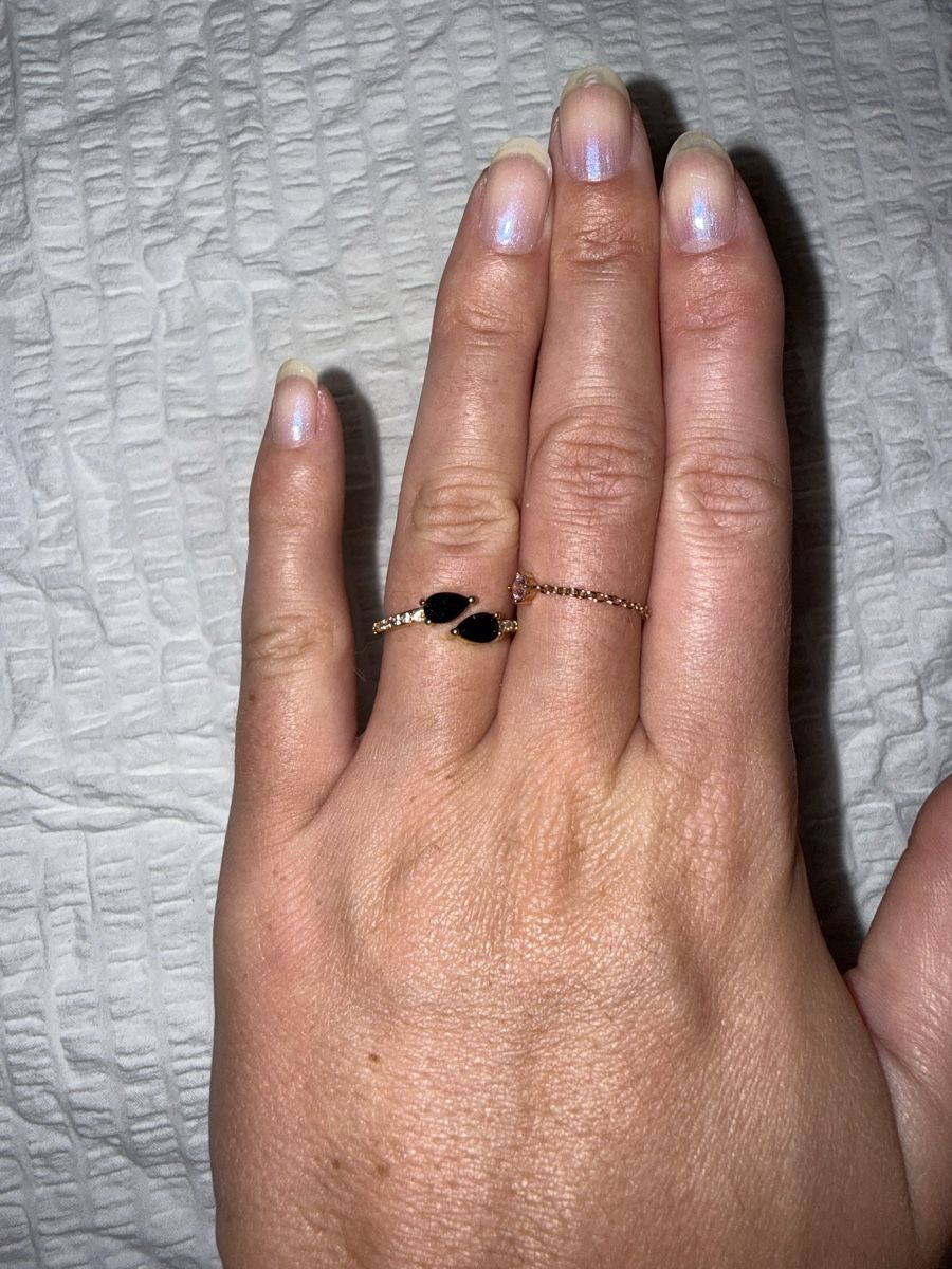 Anelli: Ring mit schwarzen Steinen – Nuovo (secondo la descrizione) da Luzern venduto da Itsclaire 2