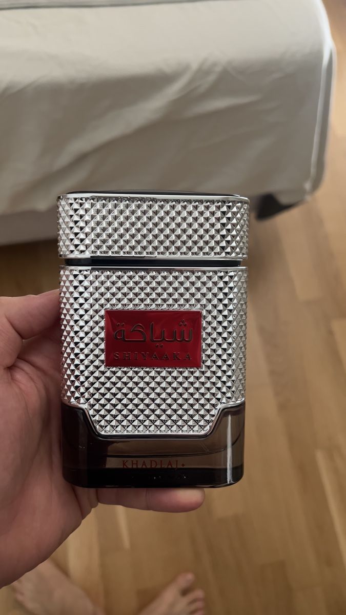 Profumi & Eau de Toilette: Khadlaj Shiyaaka Silver – Nuovo (secondo la descrizione) da Neuchâtel venduto da fal_b86x