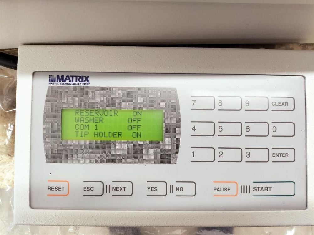 Hometrainer: MATRIX  Plate Mate 2 x 2 Workstation – Usato da Niederdorf venduto da LeptonAG_Labor 6