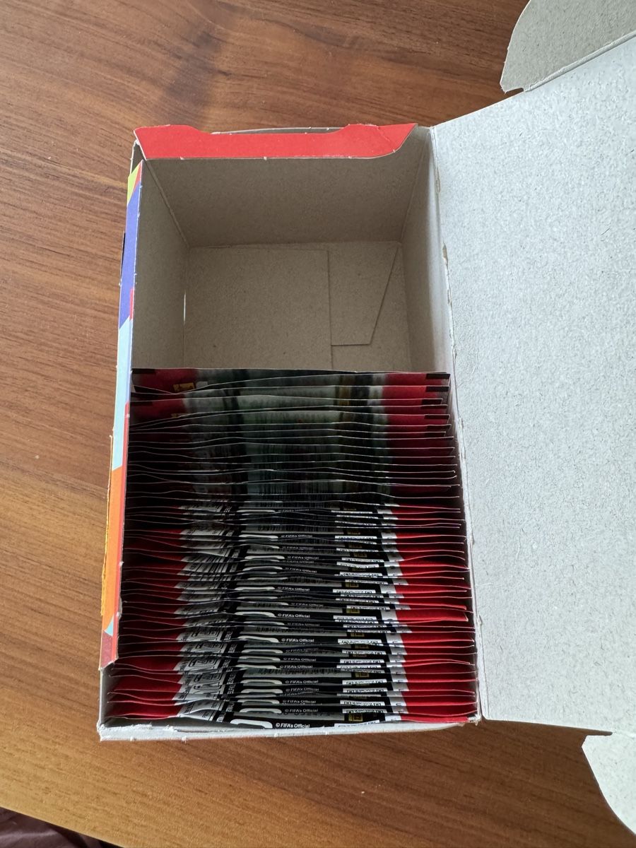 Panini Cartes à collectionner: 50 Panini Päckli (Halbe Box) – Neuf (Voir description) à Muri AG par Suti29 1