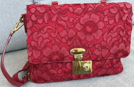 Dolce & Gabbana Handtasche rot Spitzen Leder Damen guter Zus