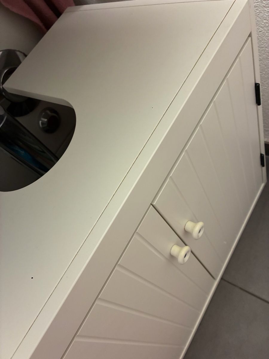 Badezimmermöbel: Waschtischunterschrank weiss – Gebraucht aus Schaffhausen von anj_c89q 3