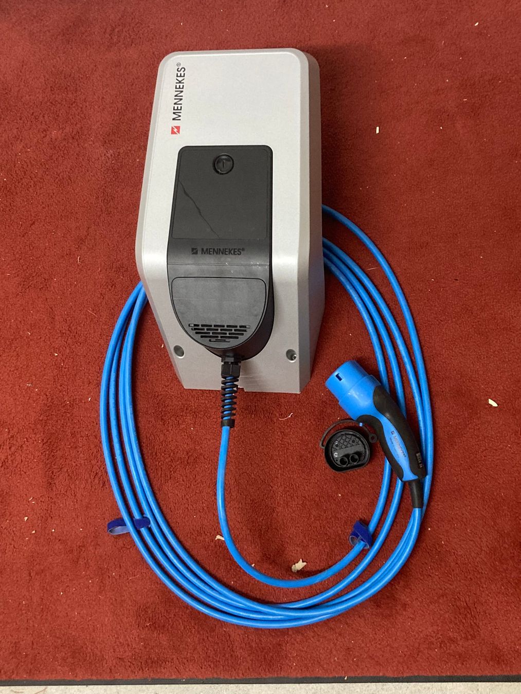 Mennekes Batterie-Ladegeräte: Mennekes Wallbox Amtron Light – Gebraucht aus Ebmatingen von salt02
