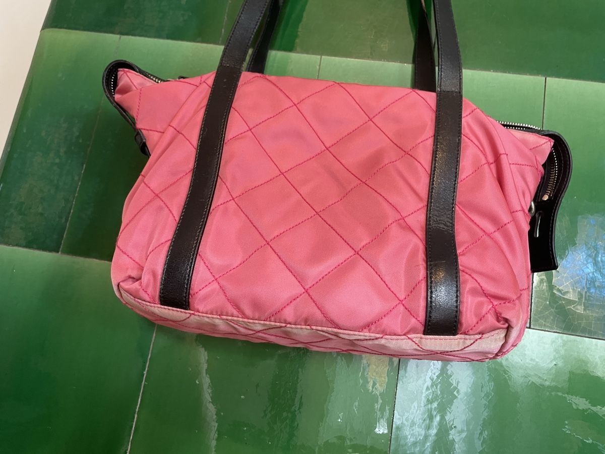 Prada Borse da donna: Prada Tasche pink, alt und stylisch – Usato da Zürich venduto da Willy_Wonka