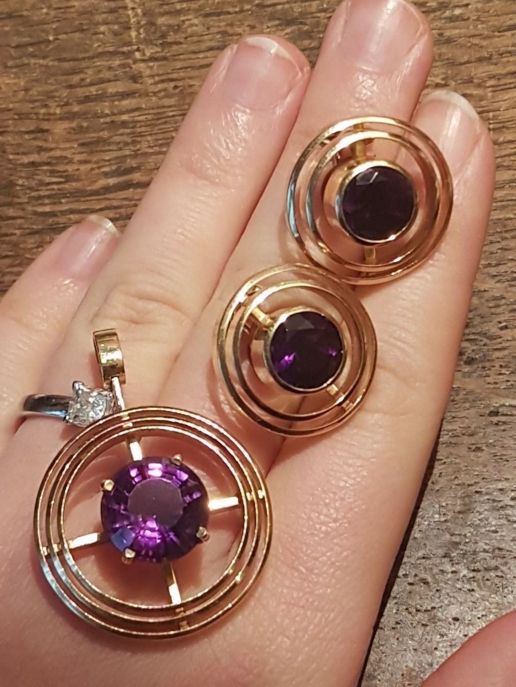 Boucles d'oreille: Tolles Schmuckset mit Amethysten – Neuf (Voir description) à Unterägeri par Altgoldschmuck 7