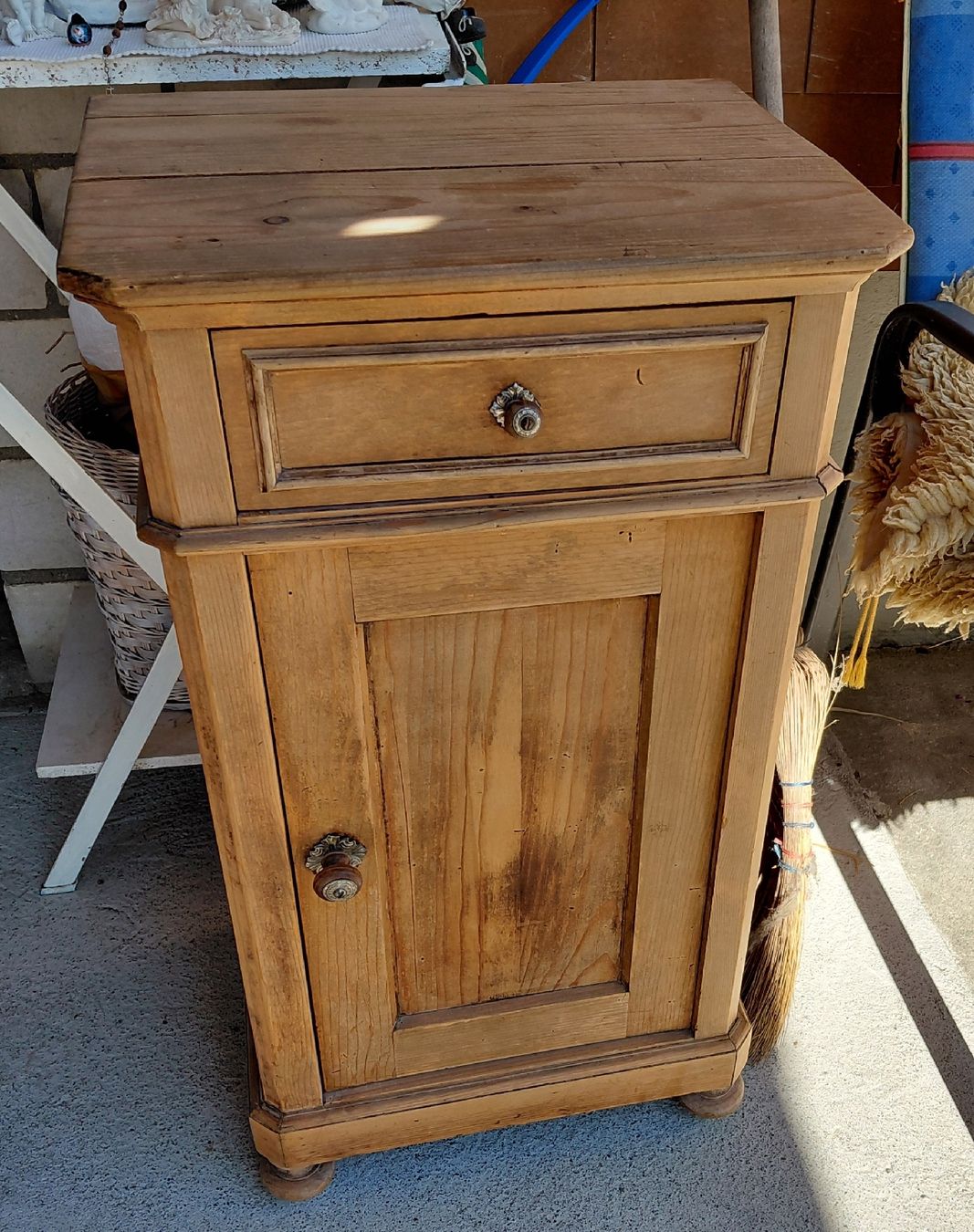 Nachttische: Nachttischli 34x43xh76cm – Gebraucht aus zuchwil von parson65