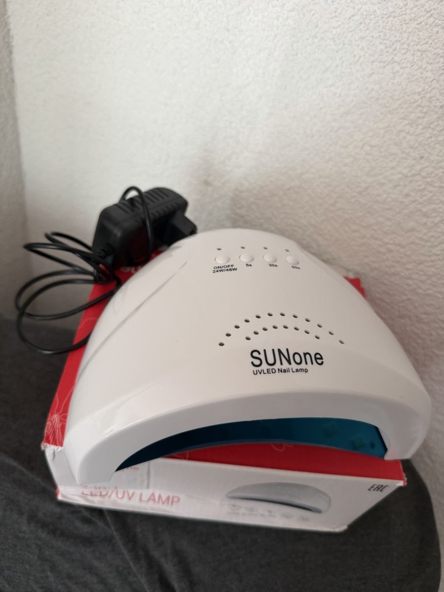 Lampade: Nail lamp, 48w three - speed timer – Usato da Hospental venduto da bal_bwr5 1