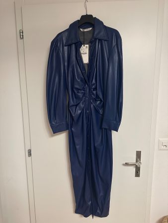 Zara Kleid in Lederoptik, Grösse M, neu mit Etikett!