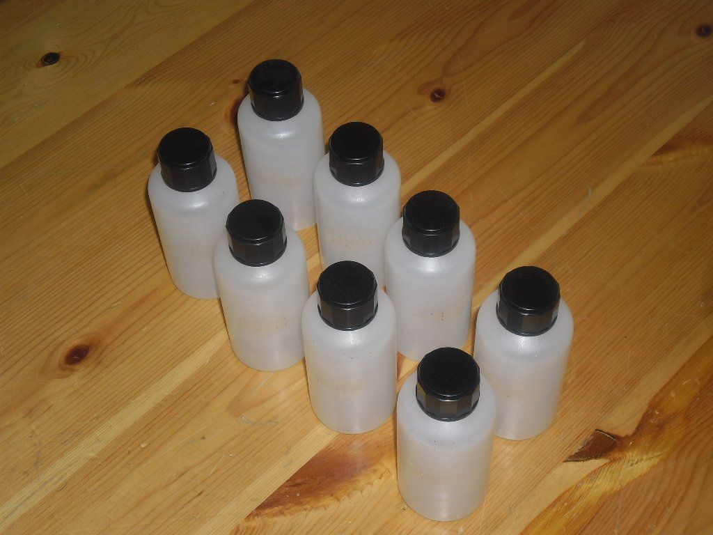 Altro in Stoviglie & Bicchieri: 8 Stk. - Kunststoff-Fläschchen , 100ml – Nuovo (secondo la descrizione) da Büren SO venduto da omsa 2