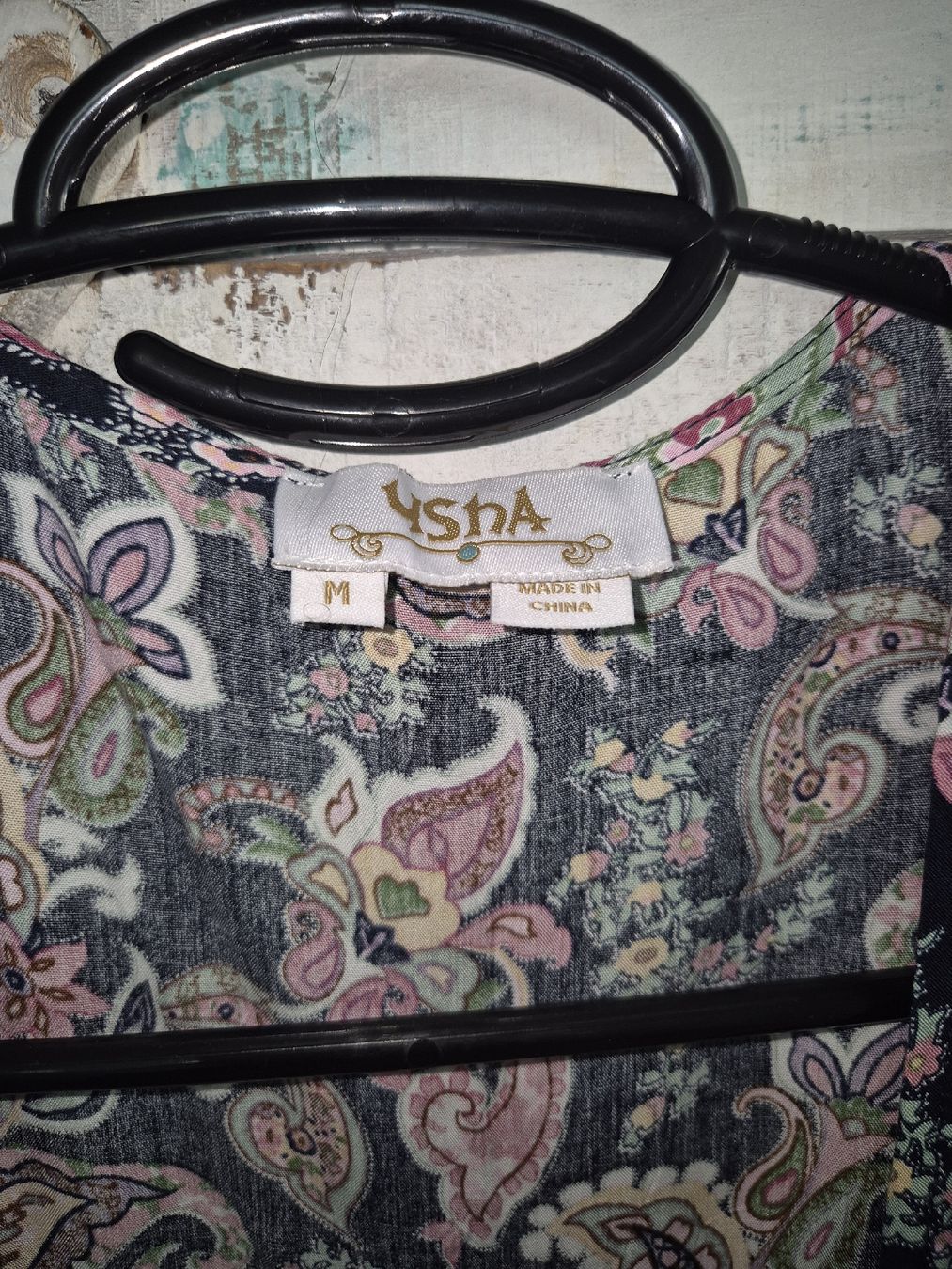 Tuniche: Bluse mit Paisleymuster Gr. M schwarz/pink – Usato da Reinach BL venduto da NeuEntdeckt 1