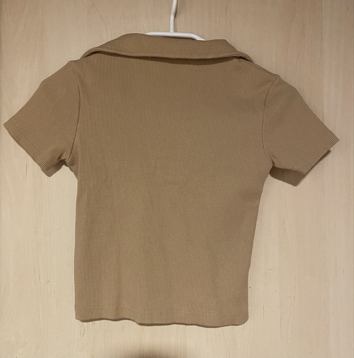 Top: Ripp-Shirt, beige, Kurzarm Grösse S – Usato da Sitterdorf venduto da SecondHandRe 1