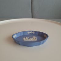 70er J. " Wedgwood " Tablett Jasperware 3 Putti und 1 Hund