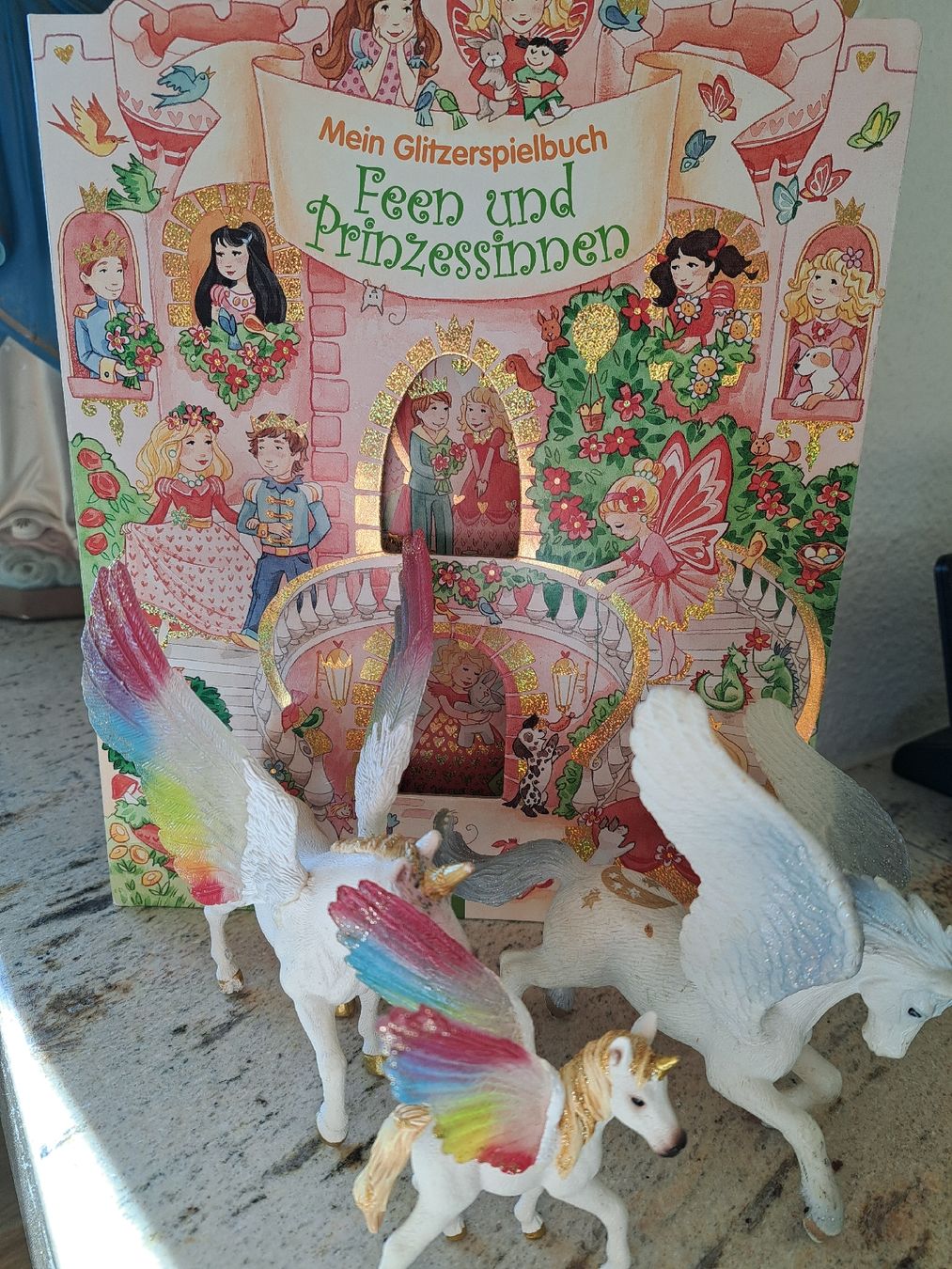 Schleich Giocattoli: 4 Schleich Regenbogenpferde mit Feebuch – Usato da bazenheid venduto da salerno007 5