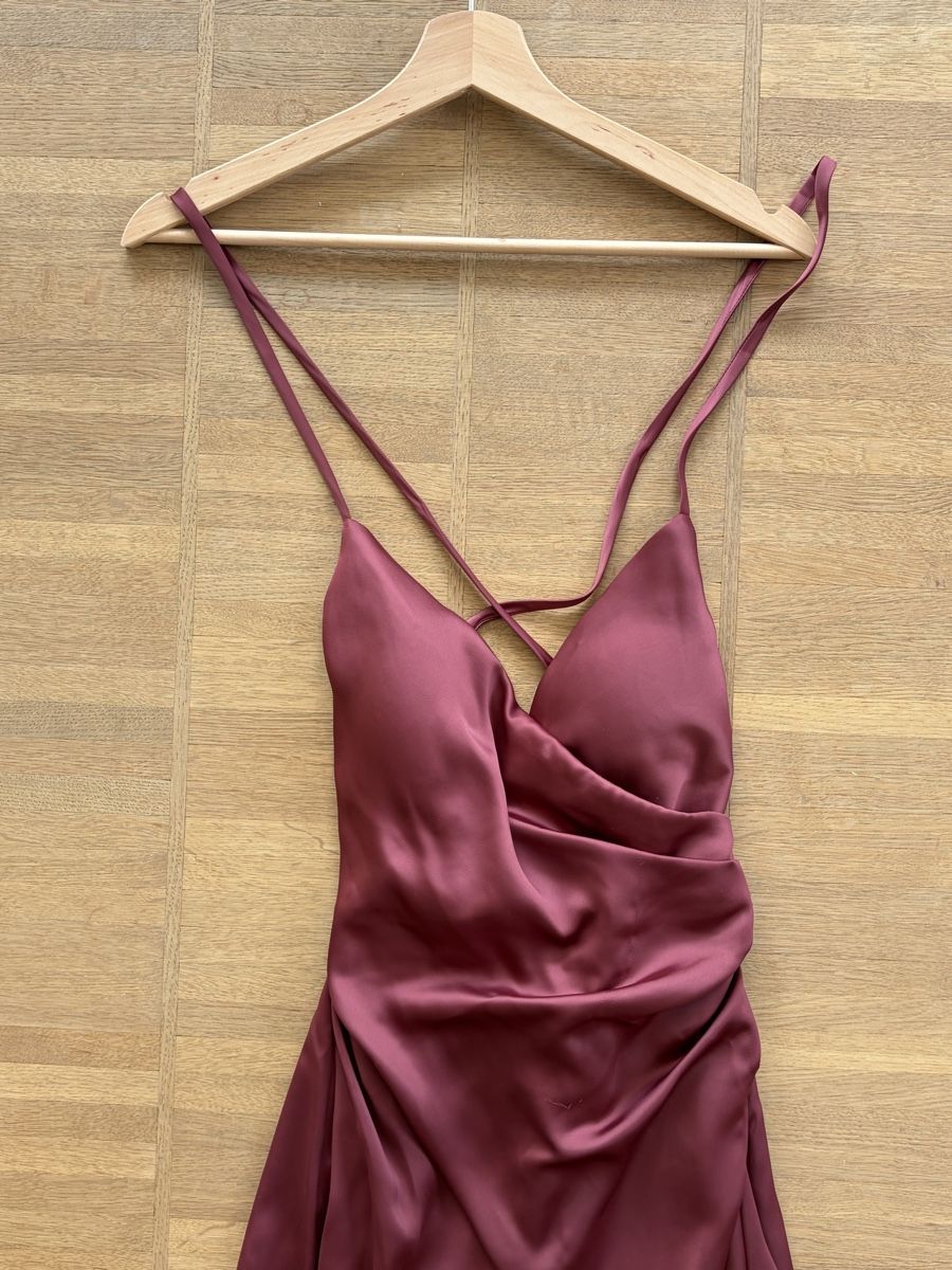 Robes: Maxikleid Jake's, Grösse 36 dunkelrot – D'occasion à Zürich par bib_ds9n 1
