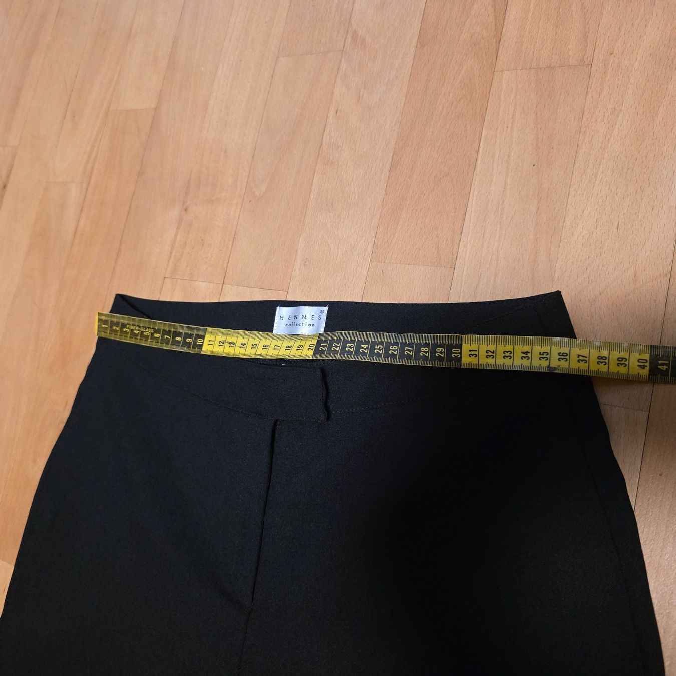 Hosen: Vintage Schlaghose Schwarz S Samt Muster Elegant – Gebraucht aus Wald ZH von CapLux 8