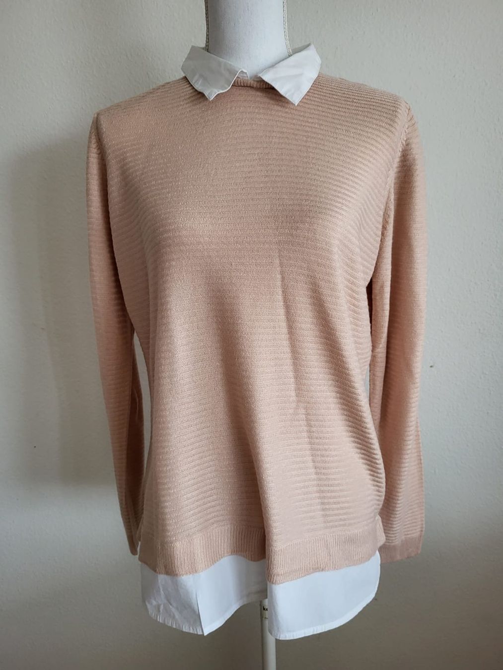 Maglioni & Felpe: Wunderschöner, eleganter Pullover mit Kragen in Grösse M! – Usato da Buchs AG venduto da Bela11
