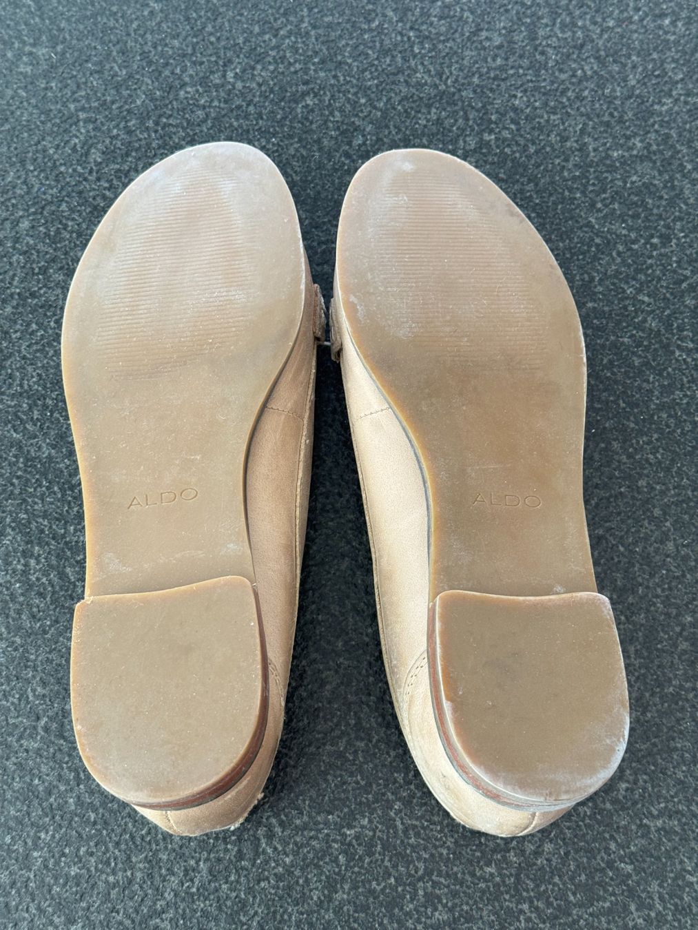 Scarpe da donna: Loafer, Mokassin, Slipper, Grösse 36 – Usato da Niederhasli venduto da Berno 2