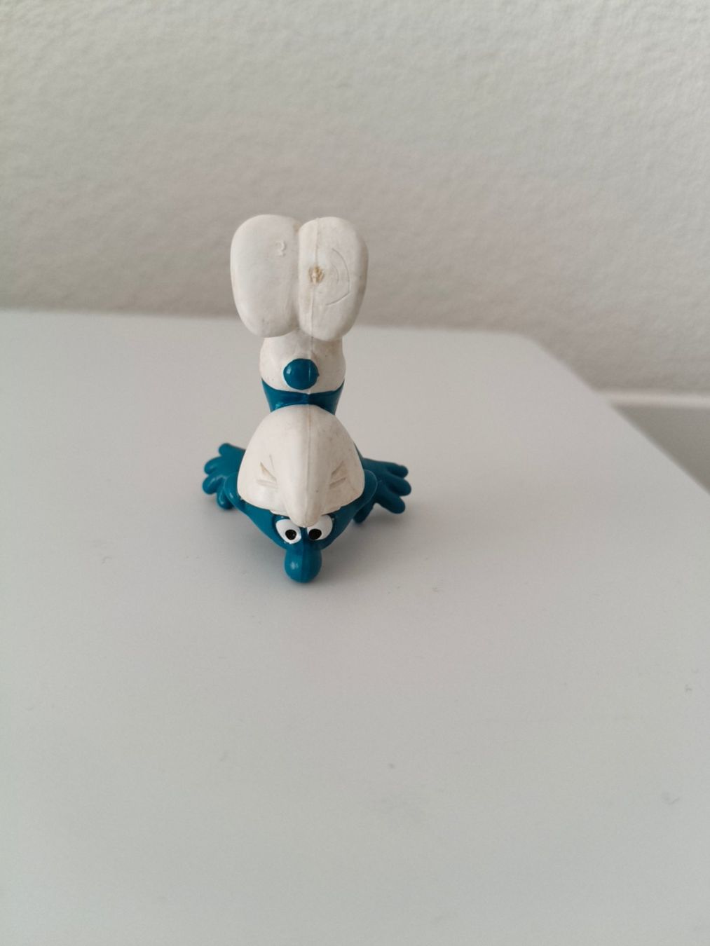 Schleich Statuette: Handstandschlumpf – Usato da Rothrist venduto da Stranglehold