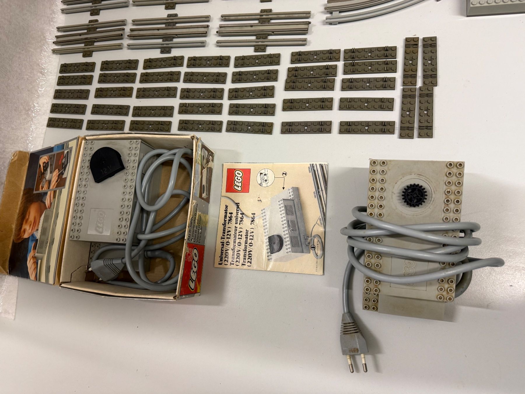 Lego Baukästen: LEGO Set Eisenbahn-Schienen 12V / 2 Trafos / Weichen usw. – Gebraucht aus Burgdorf von Pistar 5