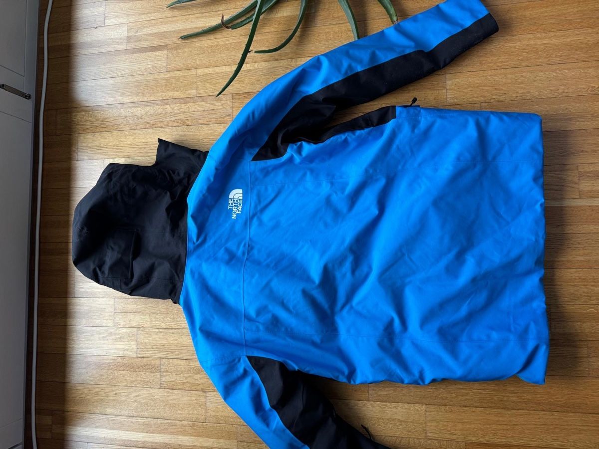 North Face Jacken: Herrensnowboardjacke – Gebraucht aus Luzern von CB.Lu 1