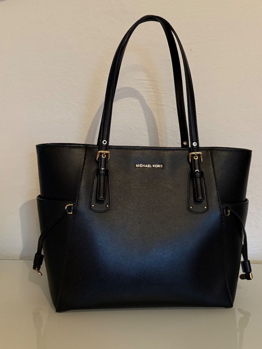 Michael Kors Borse da donna: Schwarz Lederhandtasche - Michael Kors – Usato da Langnau am Albis venduto da mha_2mts