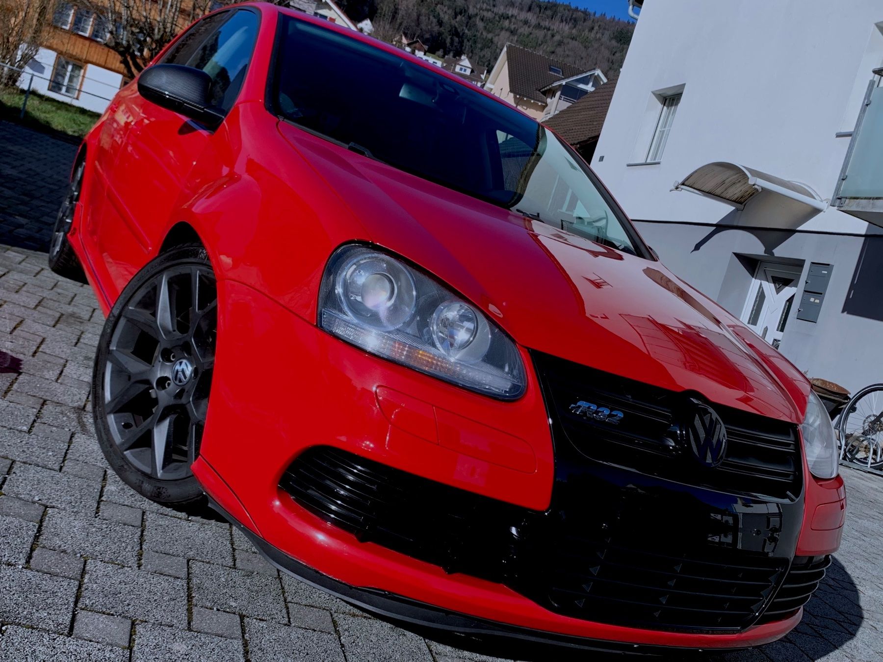VW Automobili: VW Golf 5 R32 DSG – Usato da Rebstein venduto da Cache 3