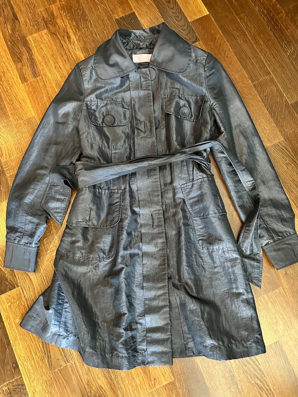 Cappotti: Trench coat – Usato da Zürich venduto da Yuece 1