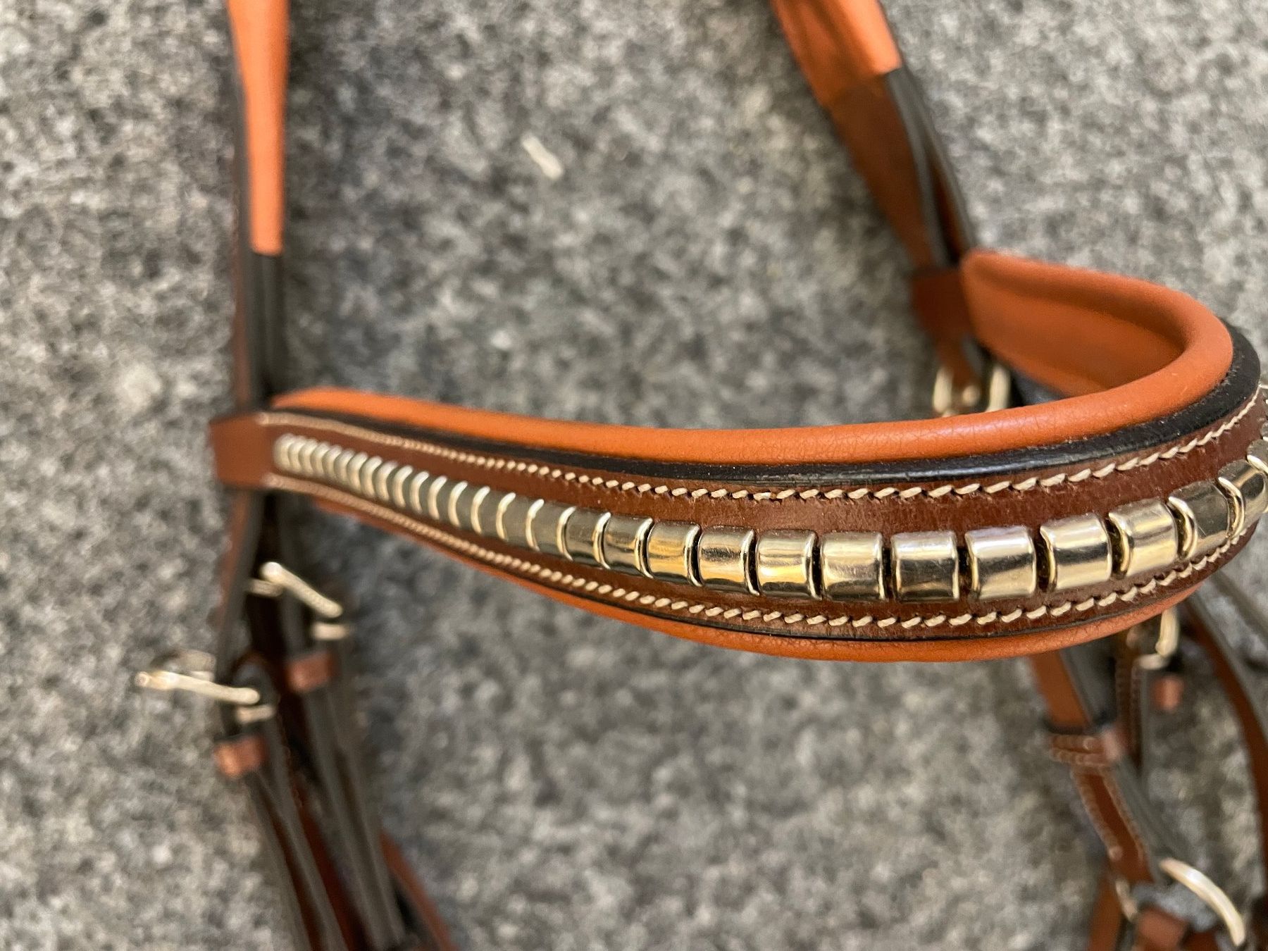 Briglie & Cavezze: Zaum Royal, mex. Nasenband, Full, hellbraun – Usato da Grüt (Gossau ZH) venduto da ecirtaeb56 1