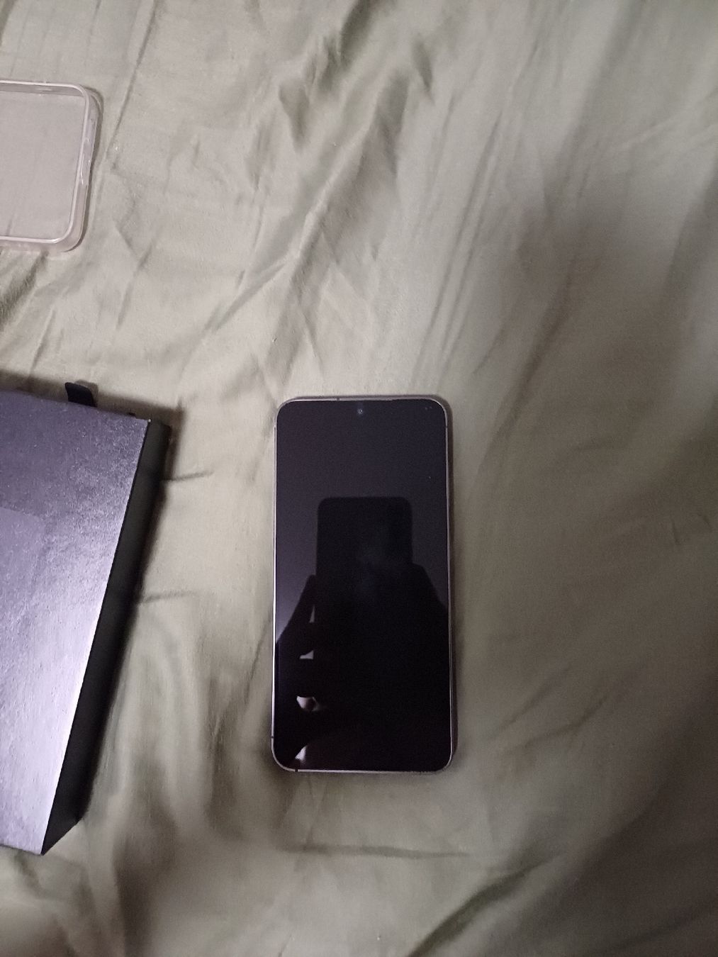 Samsung Telefoni cellulari / Smartphones: Samsung S24 Onyx, 256 Go, avec protection et boite – Nuovo (secondo la descrizione) da Fribourg venduto da alb_s77f 3