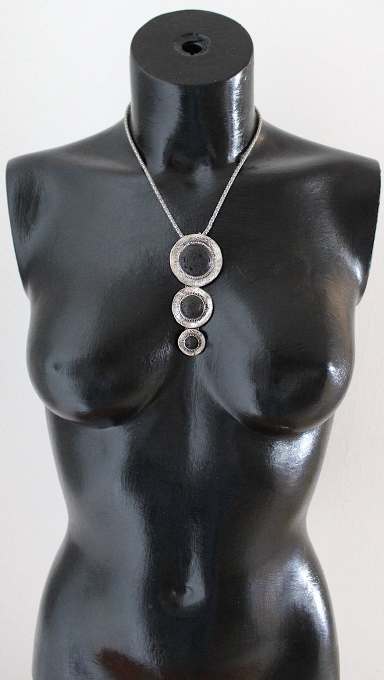 Catenine: Vintage Kette mit echten Steinen – Usato da Locarno venduto da madame-tus-sauds 1