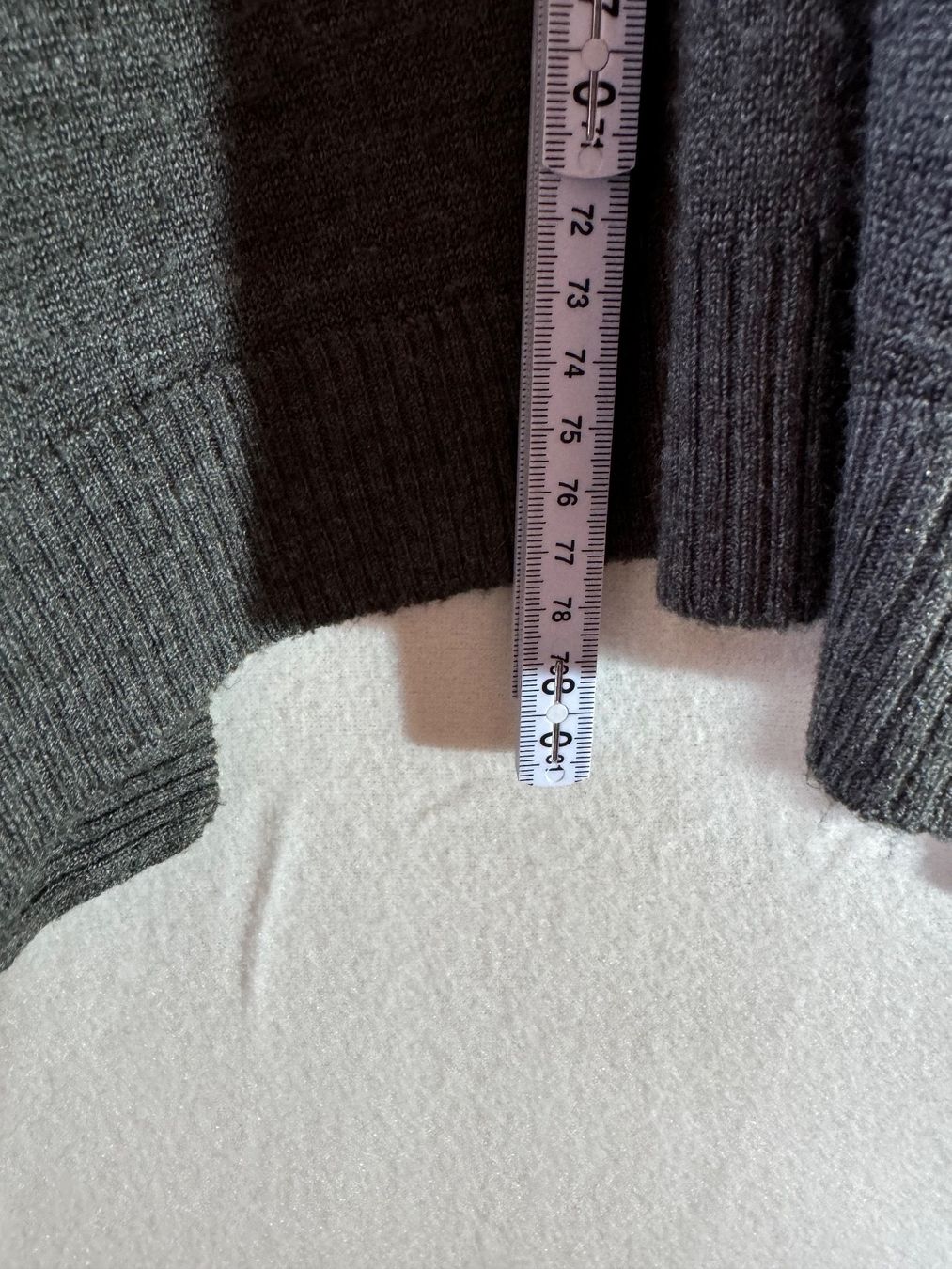 Jacken: Graue Strickjacke, Cardigan von Chicoree Gr. M – Gebraucht aus Grosswangen von SALE_SALE_SALE 4