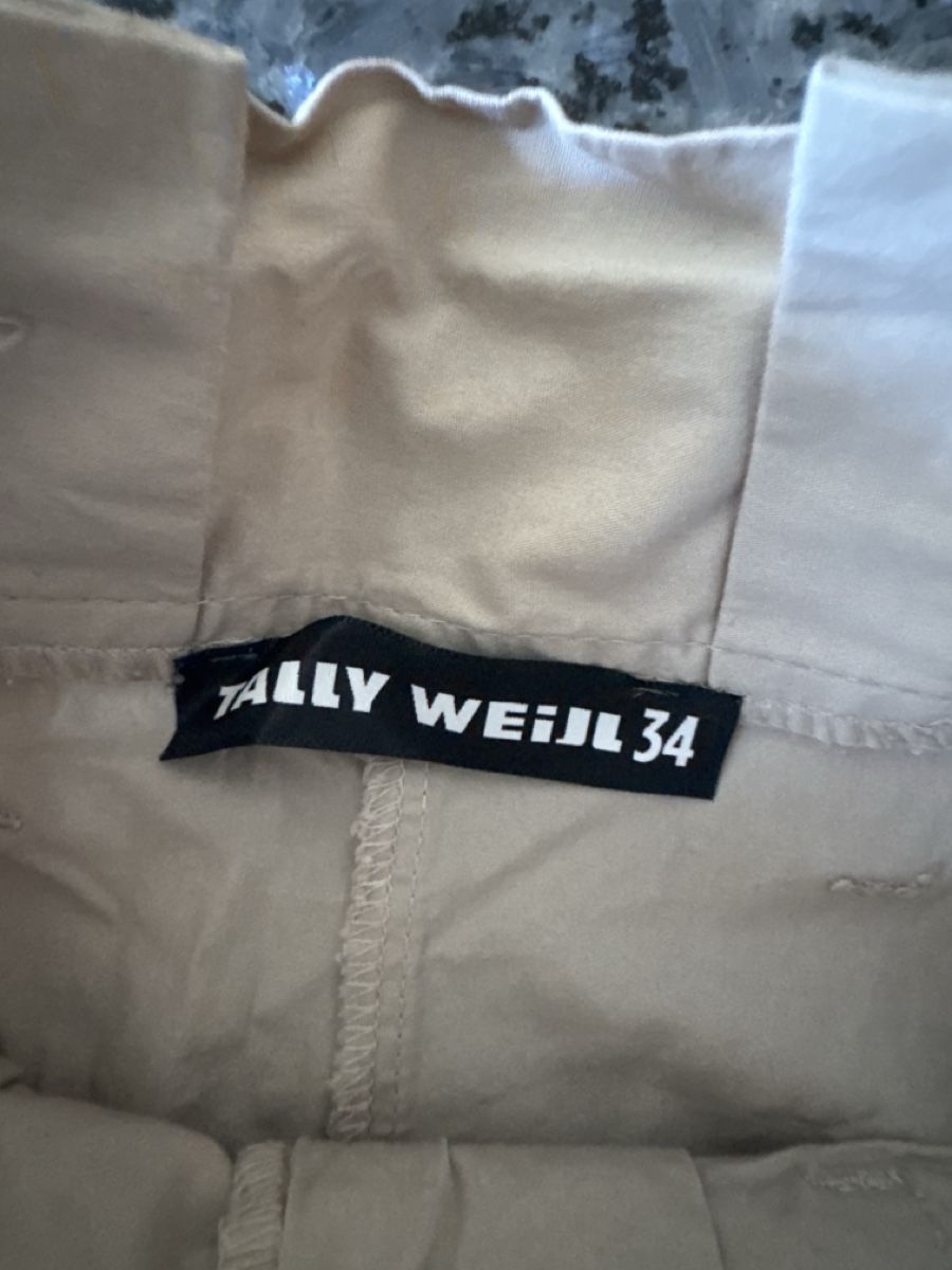 Tally Weijl Kleiderpakete: Lots de Shorts Tally Weijl  – Neu (gemäss Beschreibung) aus Malleray von sam_9bkx 4