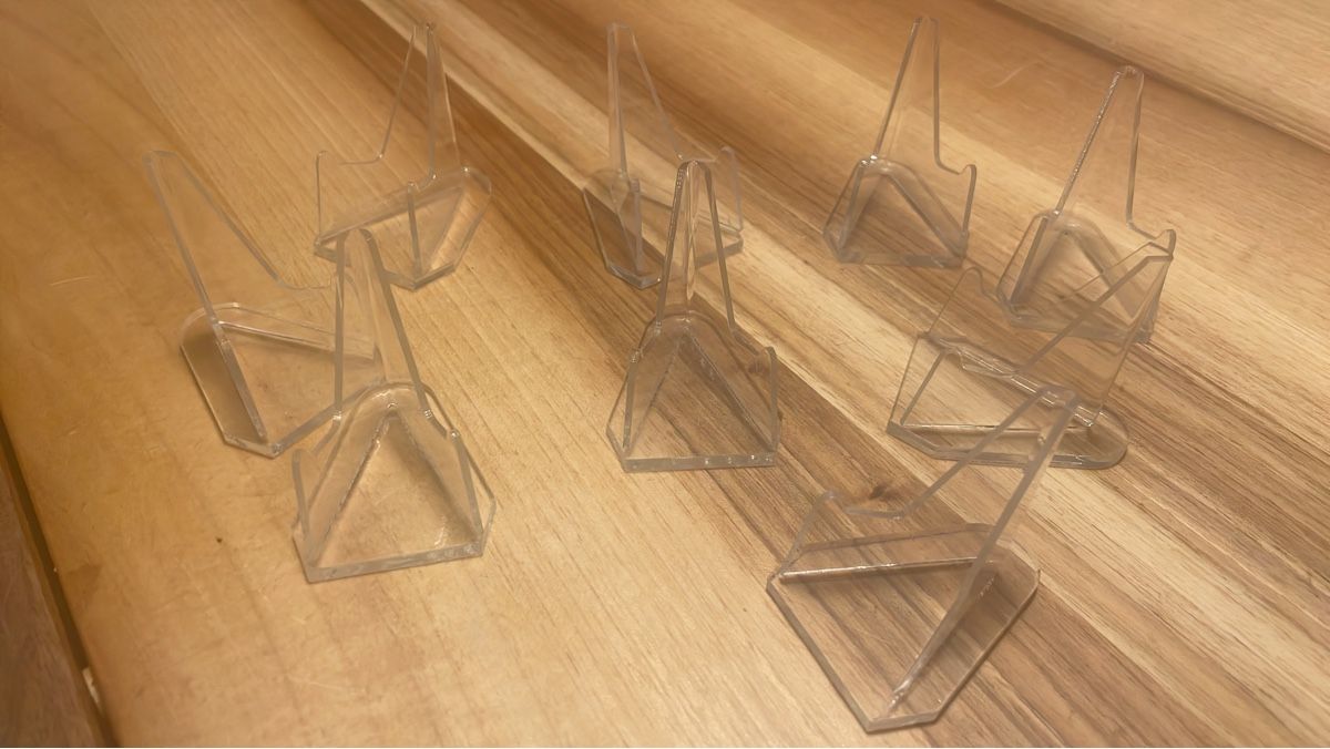 Allestimento di negozi e stand fieristici: Acryl Ständer Set (9 Stück) – Nuovo (secondo la descrizione) da Therwil venduto da rubininio