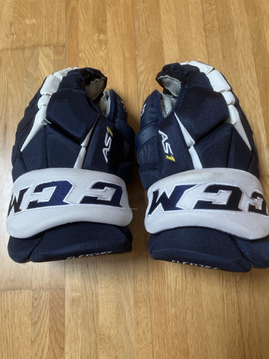 Ccm Altri accessori da uomo: Eishockey Handschuhe EVZ CCM AS1 – Usato da Steffisburg venduto da muggenstutz31