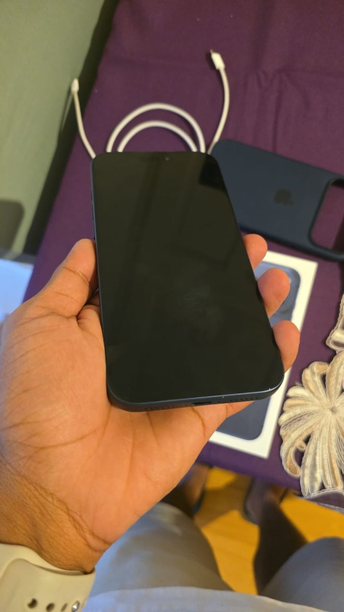 Apple Portables: iPhone 17 pro max , 256GB , blue  – Neuf (Voir description) à Neuchâtel par ste_rg9k 3