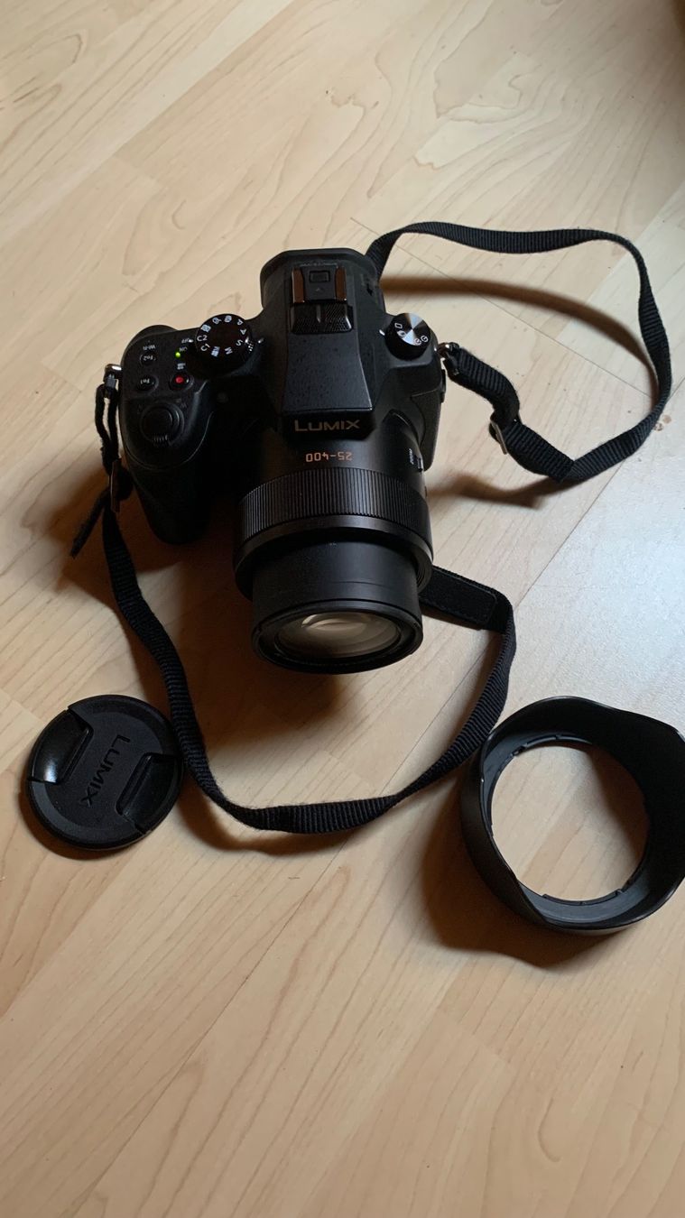 Panasonic Fotocamera: Panasonic DMC-FZ1000 – Usato da Banco venduto da mic_ckx7 2
