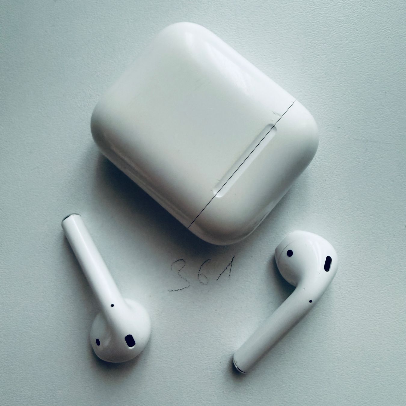 Apple Cuffie: Original Apple AirPods 2 Gen. Wireless Kopfhörer & Case – Usato da Basel venduto da MY.AIRPODS.SHOP 7