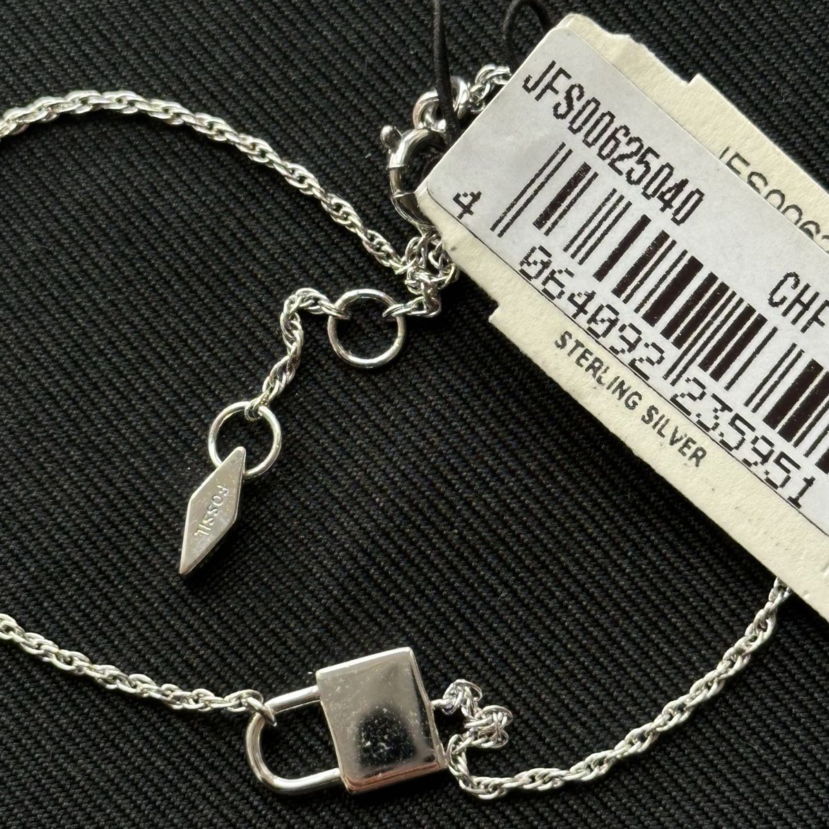 Fossil Bracciali & Braccialetti: Fossil Silber 925 Vorhängeschloss Armkette – Nuovo (secondo la descrizione) da Givisiez venduto da dor_xb9k 1