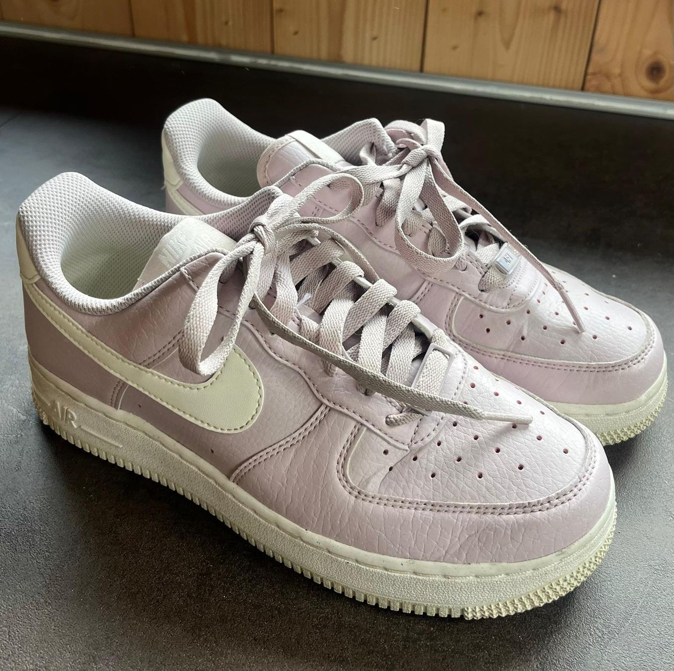 Nike Scarpe da donna: Nike Schuh Lila Görsse 38 – Usato da Davos Glaris venduto da tmf_2fmh