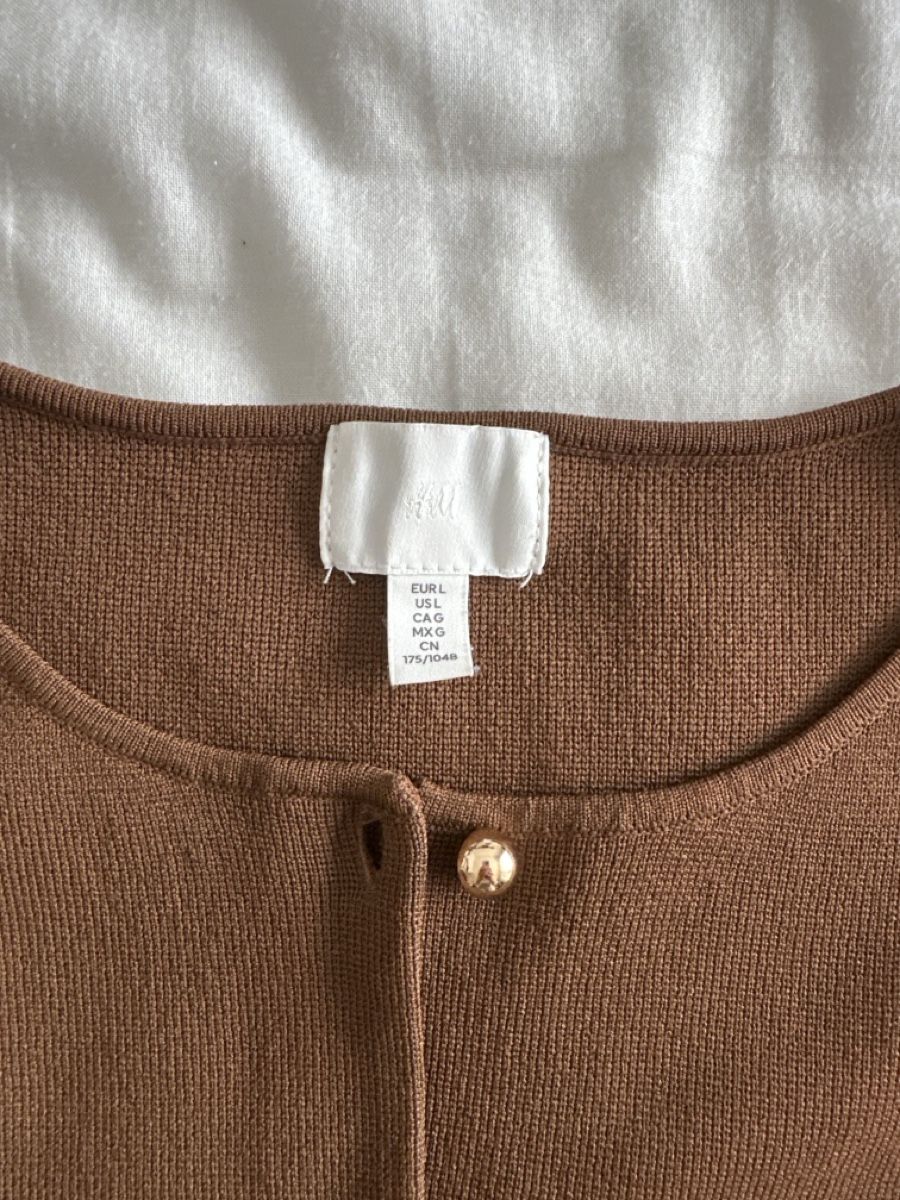 H&M Tops: Oberteil, braun und ärmellos – Neuf (Voir description) à Goldach par mariarosapenasa 2