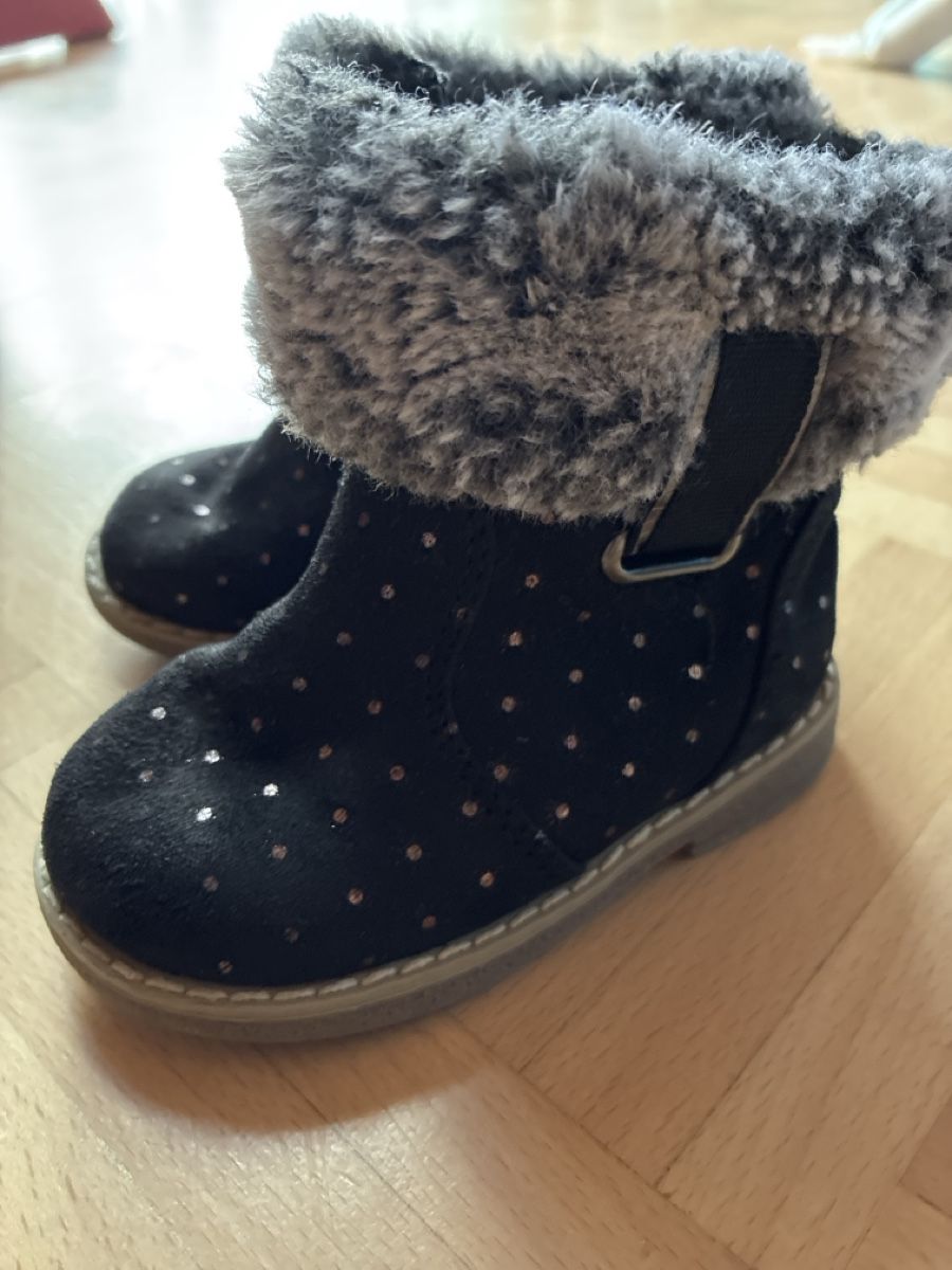 Schuhe für Mädchen: Schuhe Herbst Mädchen Grösse 20 – Gebraucht aus Lyssach von nadiast