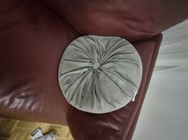 1x Kissen 50cm x 50cm & 1x Kissen rund