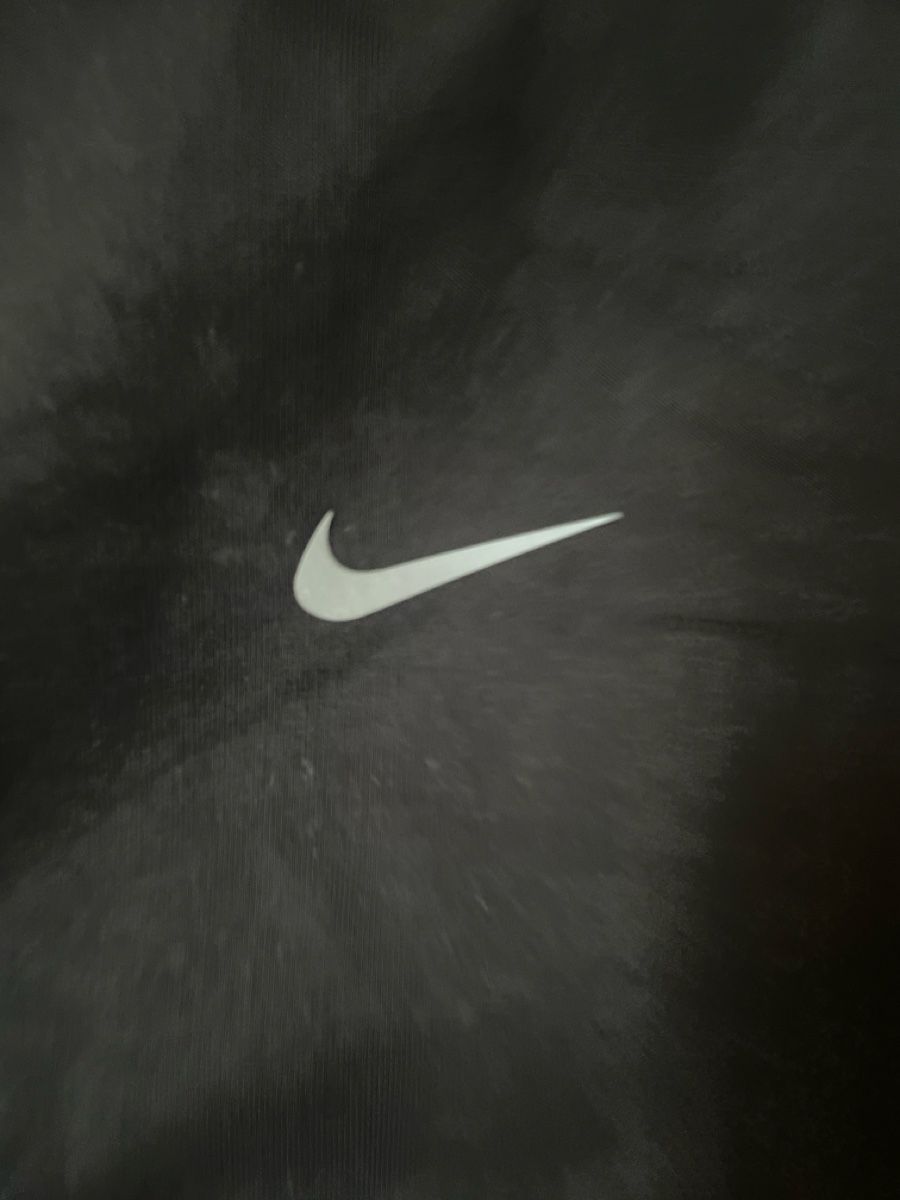 Nike T-shirts: Kaputzen T-Shirt – Neuf (Voir description) à Unterseen par Panini56 2