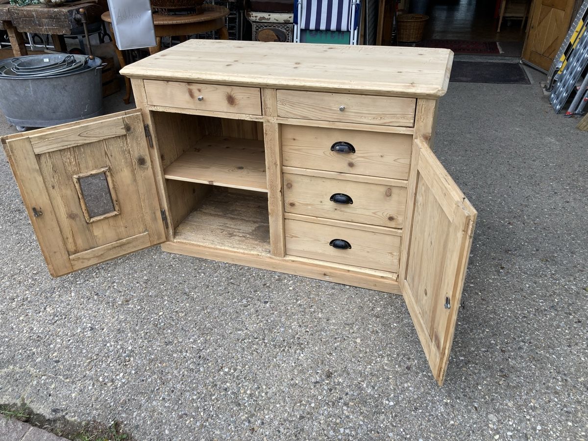 Cassettiere: Tannenholz Anrichte / Sideboard – Usato da Hagenbuch ZH venduto da bromaer