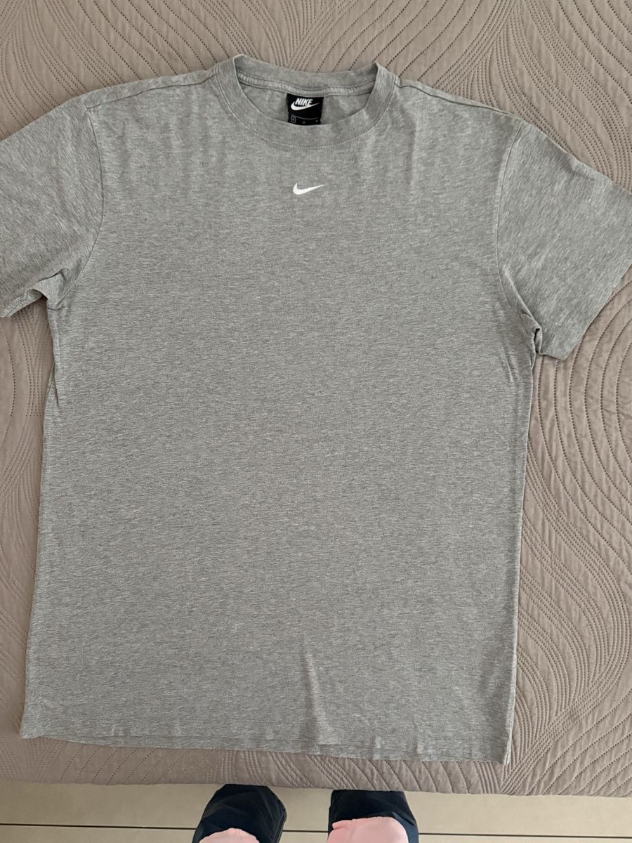 Nike T-Shirts: Maglia Nike – Neu (gemäss Beschreibung) aus Cadenazzo von Marika98e 2