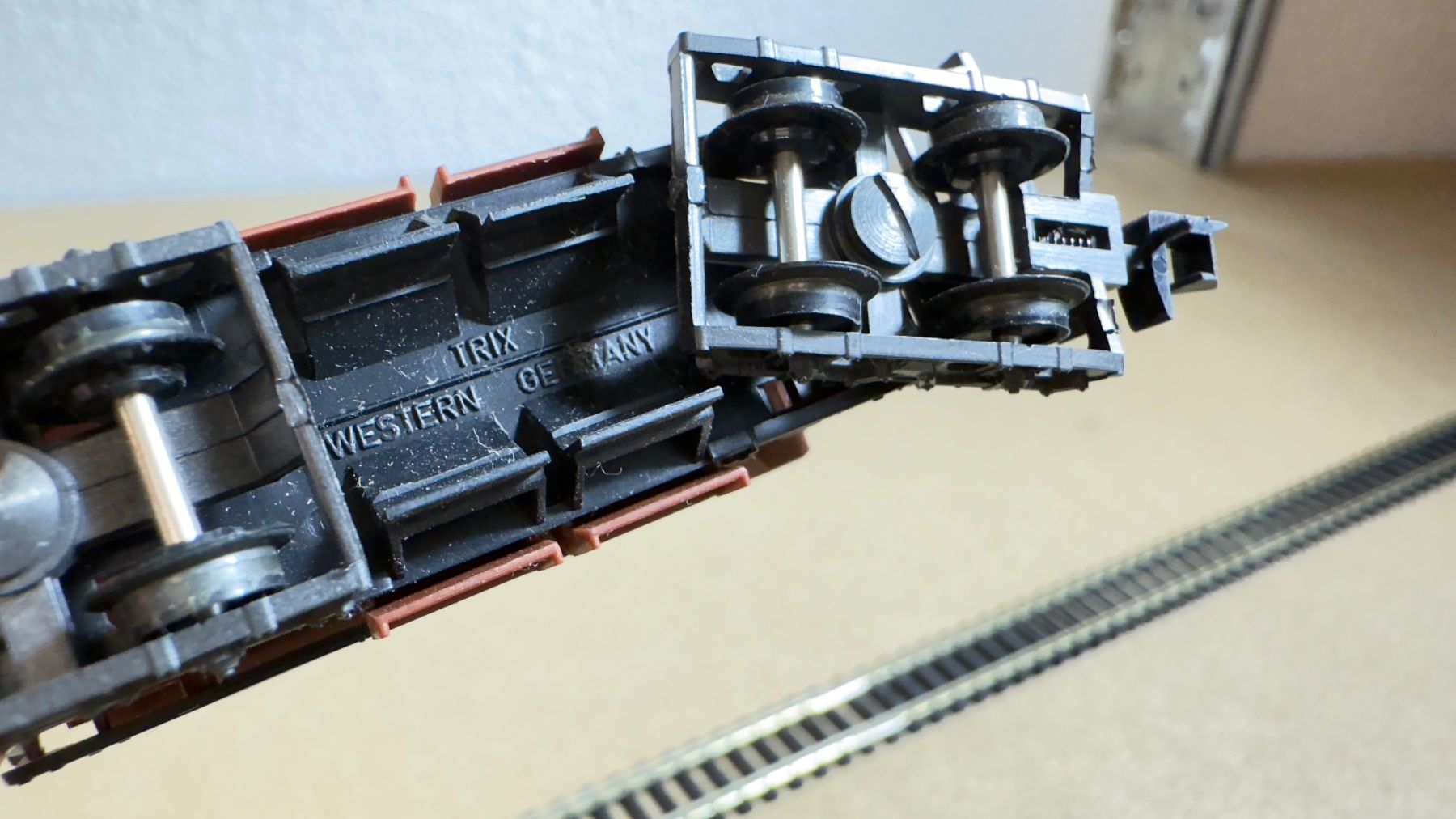 Trix Modellini di ferrovie: Trix Weiacher Kies Spur N mit OVP – Usato da Windlach venduto da Kelebra 5