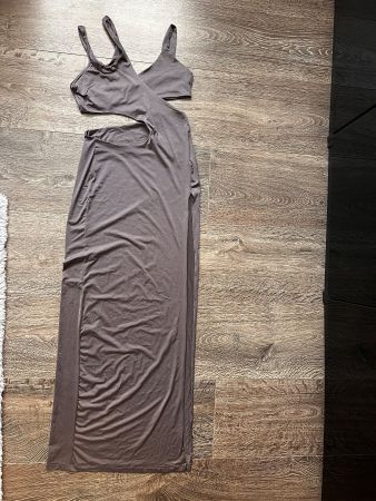 Kleid eng, Gr.S, grau