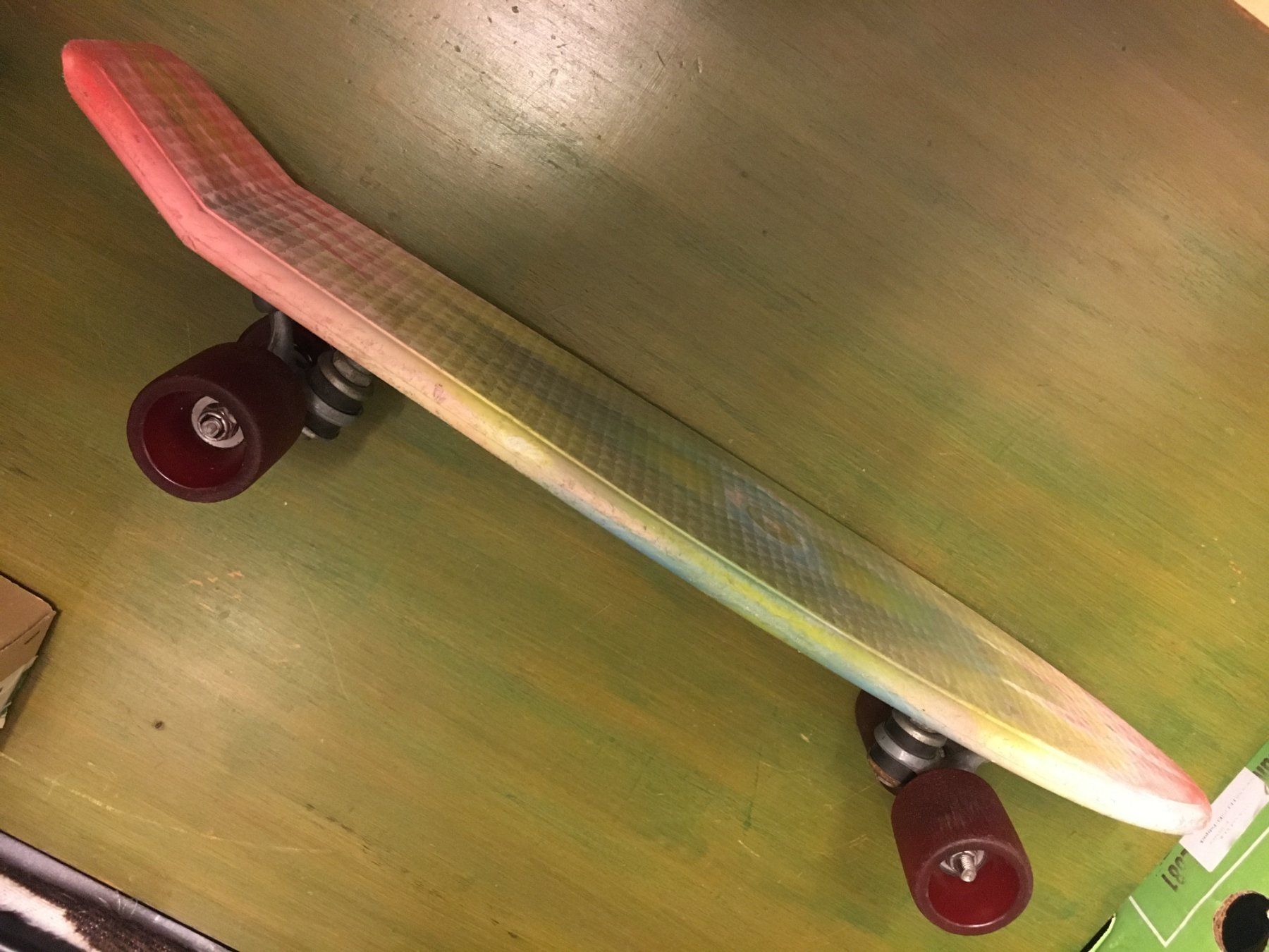 Skateboards: gutes buntes robustes Scateboard – Usato da Zürich venduto da Tivoli2 2