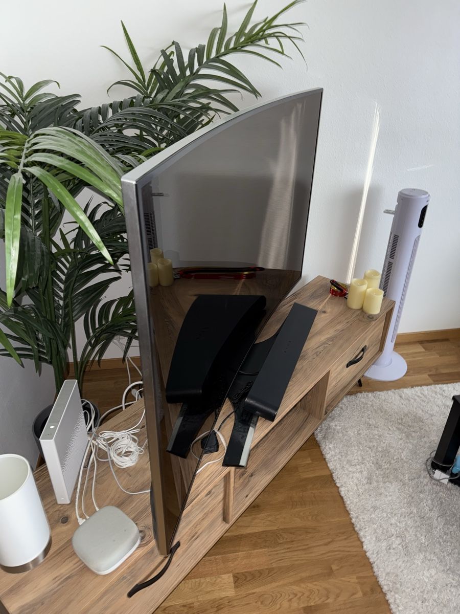 Samsung Televisori: 65 Zoll curved Bildschirm – Usato da Zug venduto da Benjikur 2