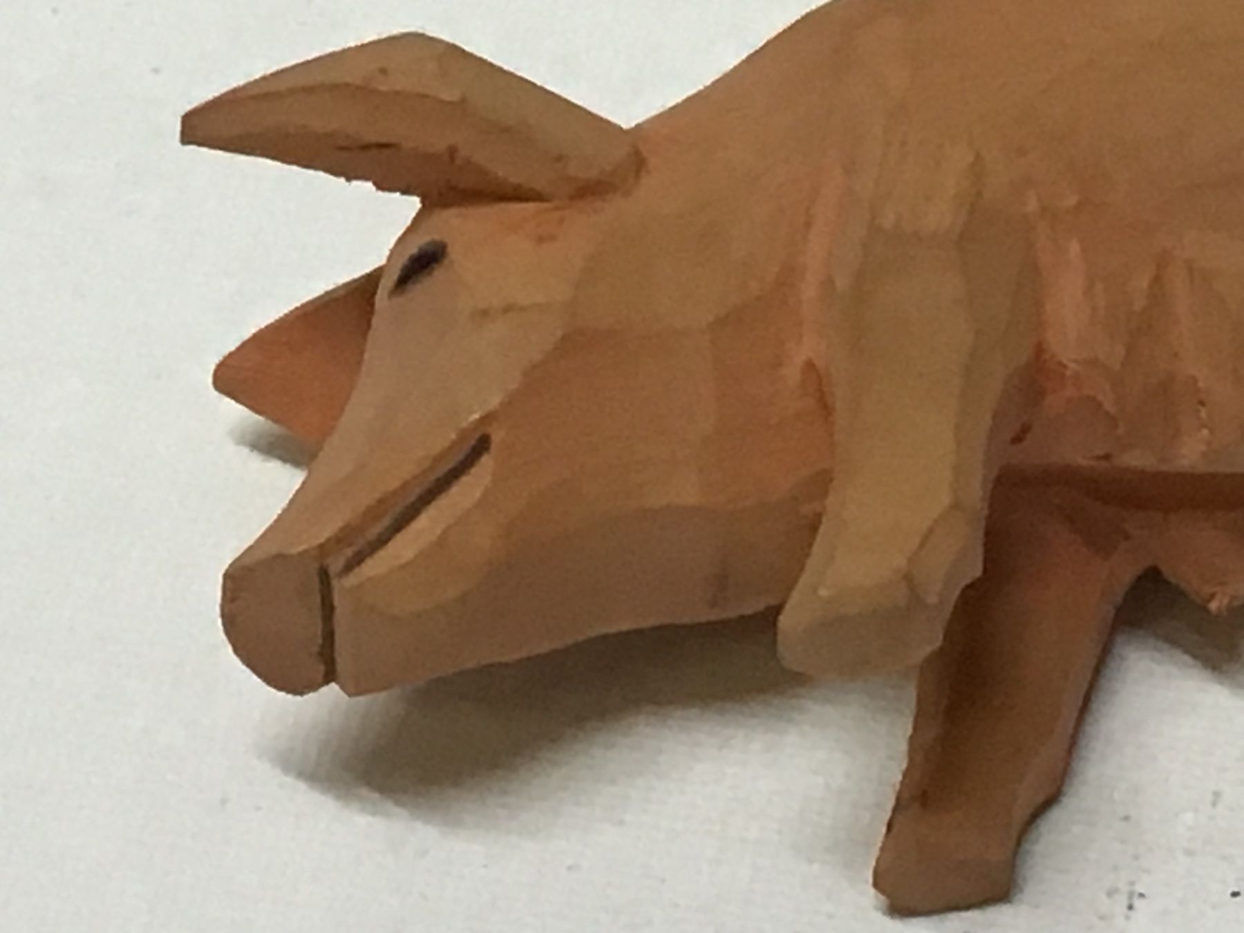 Statuette: Älteres Brienzer Schwein, handgeschnitzt. – Usato da St. Gallen venduto da Goldlilly 1
